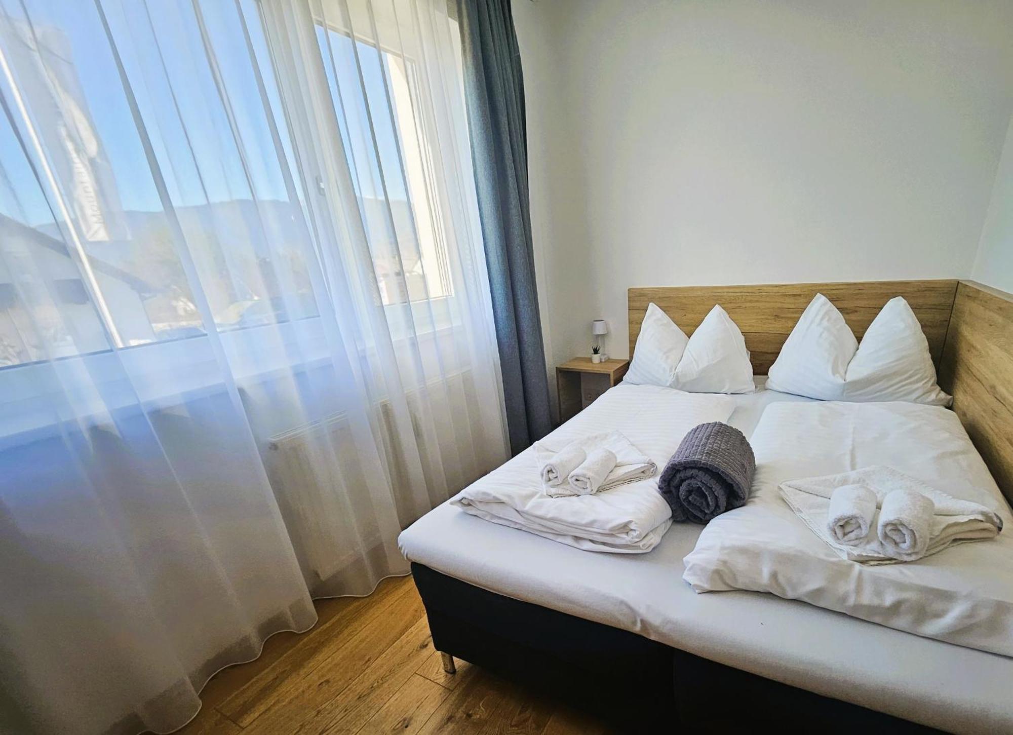 Mountains & Lakes - Chaletdorf & Appartements Villach Luaran gambar
